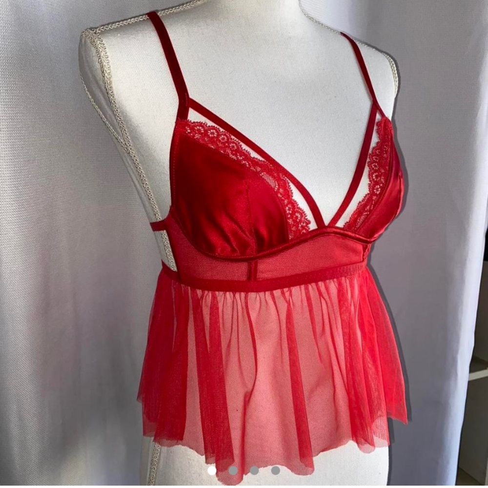 Victoria’s Secret Babydoll Lingerie tank (hemmed / cropped by me)